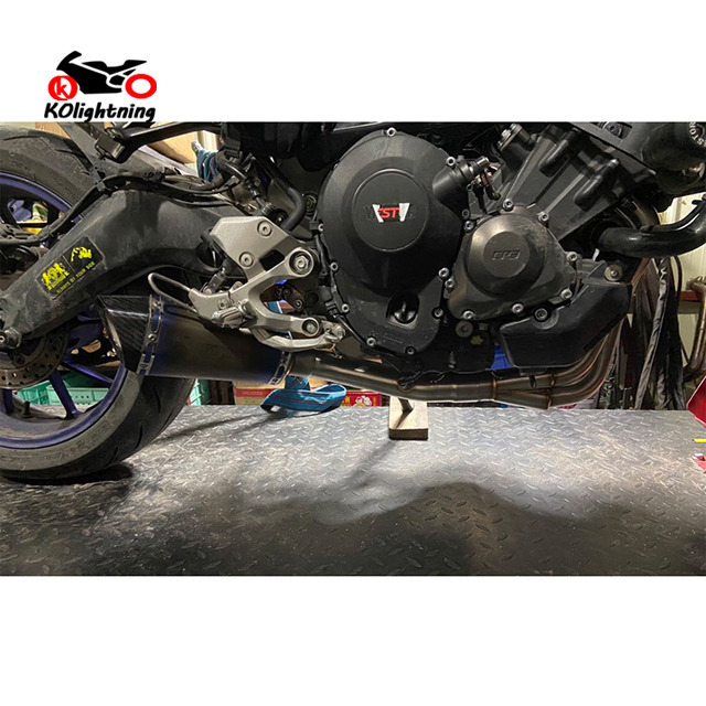 Yamaha MT 09 Sistema de escape